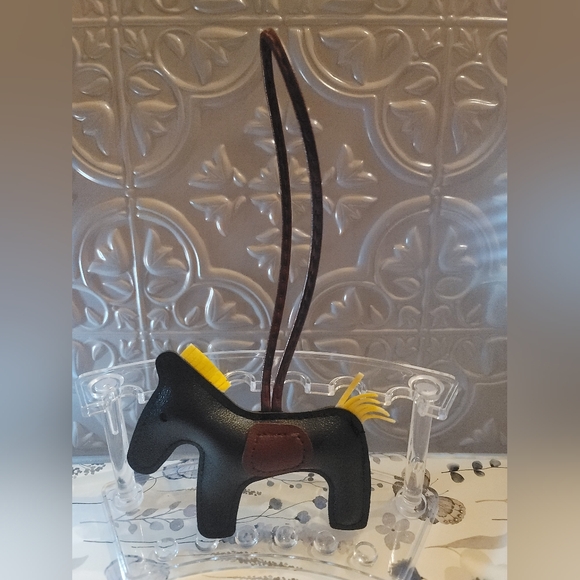 Rodeo Horse Bag Charm Black w/Yellow & Brown Accents - Picture 3 of 7